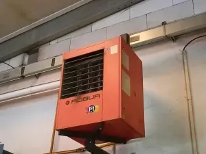 Pronájem skladu, Tachlovice, 1050 m2