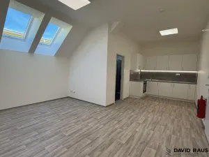 Pronájem bytu 1+kk, Rajhrad, Stará pošta, 35 m2