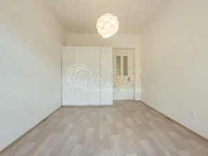 Pronájem bytu 3+1, Praha - Vinohrady, Lužická, 93 m2