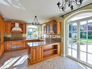 Pronájem vily, Praha - Nebušice, Spojová, 600 m2