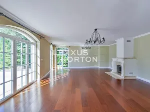 Pronájem vily, Praha - Nebušice, Spojová, 600 m2