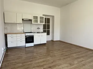 Pronájem bytu 1+kk, Praha - Vokovice, Africká, 31 m2