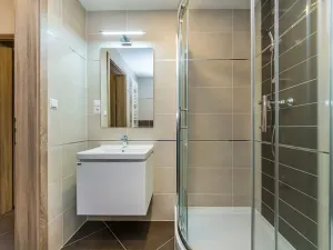 Pronájem bytu 1+kk, Praha - Horní Měcholupy, Mantovská, 36 m2