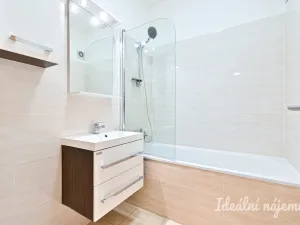 Pronájem bytu 2+1, Brno, Cacovická, 63 m2