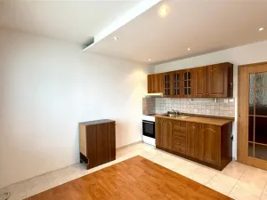 Pronájem bytu 2+kk, Cheb, Lesní, 36 m2