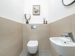 Prodej bytu 3+kk, Praha, Ke kříži, 63 m2