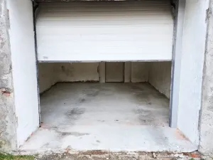 Pronájem garáže, Cheb, Svobody, 18 m2