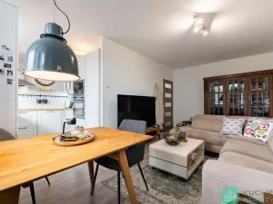 Prodej bytu 2+1, Osek, Hrdlovská, 52 m2