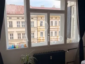 Prodej bytu 2+kk, Praha - Smíchov, Štefánikova, 58 m2