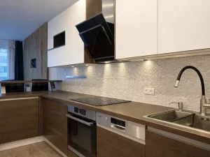 Pronájem bytu 2+kk, Kladno, Benediktínská, 62 m2