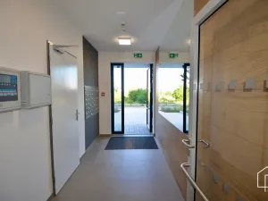 Pronájem bytu 2+kk, Praha - Libuš, Novodvorská, 48 m2