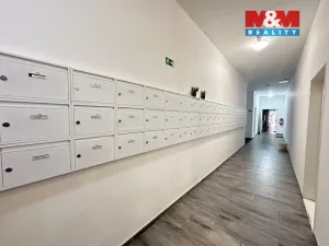Pronájem bytu 1+kk, Meziboří, nám. 8. května, 26 m2