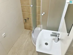 Pronájem bytu 2+kk, Plzeň - Bolevec, Komenského, 36 m2