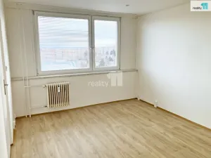 Pronájem bytu 2+kk, Plzeň - Bolevec, Komenského, 36 m2