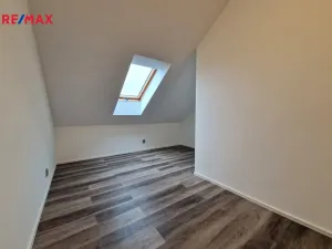 Pronájem bytu 2+1, Lochovice, 96 m2