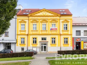 Prodej bytu 2+kk, Žirovnice, Havlíčkovo náměstí, 39 m2