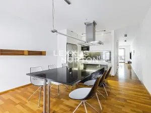 Pronájem bytu 3+1, Praha - Karlín, Šaldova, 94 m2