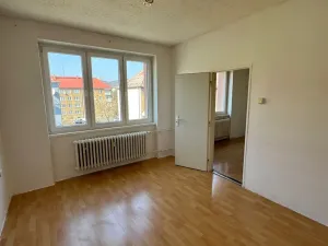 Pronájem bytu 2+1, Jirkov, Ervěnická, 52 m2