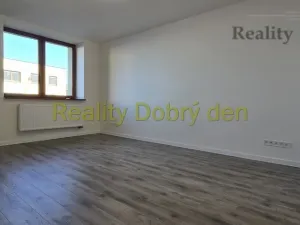 Pronájem bytu 2+1, Opava, Sadová, 70 m2