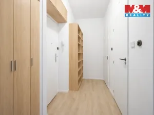 Prodej bytu 1+1, Praha - Letňany, Rýmařovská, 35 m2