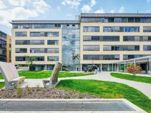 Pronájem kanceláře, Praha - Jinonice, Radlická, 1700 m2
