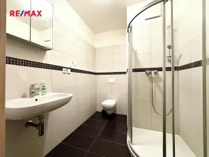 Pronájem bytu 1+kk, Brno, Houbalova, 9573 m2