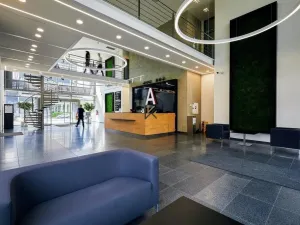 Pronájem kanceláře, Praha - Jinonice, Radlická, 1000 m2