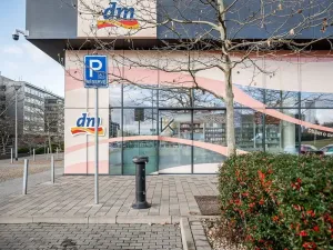 Pronájem obchodního prostoru, Praha, Siemensova, 272 m2