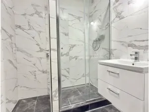 Pronájem bytu 4+1, Ústí nad Labem - Krásné Březno, V Oblouku, 81 m2