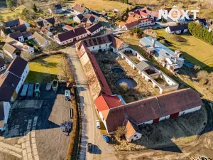 Prodej zemědělské usedlosti, Křemže, 1400 m2