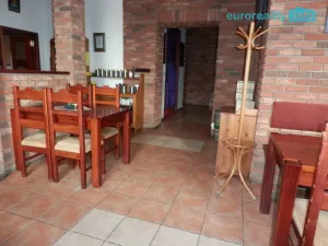 Pronájem restaurace, Praha - Dubeč, Městská, 322 m2