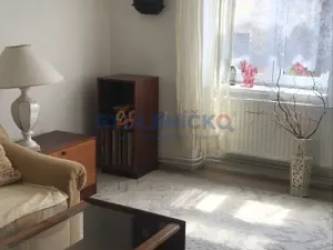 Pronájem bytu 2+1, Hluboká nad Vltavou, Masarykova, 57 m2