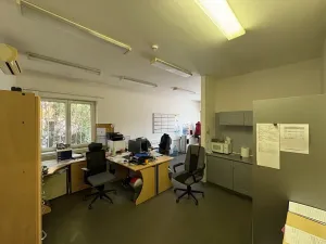 Pronájem obchodního prostoru, Praha - Horní Počernice, Náchodská, 600 m2