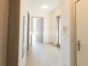 Pronájem bytu 2+kk, Praha - Vysočany, Strnadových, 62 m2