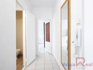 Pronájem bytu 1+1, Karlovy Vary, Jana Opletala, 43 m2