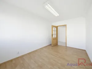 Prodej bytu 4+kk, Karlovy Vary, Okružní, 99 m2