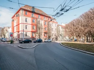 Prodej bytu 2+1, Brno - Královo Pole, Slovanské náměstí, 86 m2