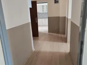 Pronájem bytu 3+1, Lom, nám. Republiky, 103 m2