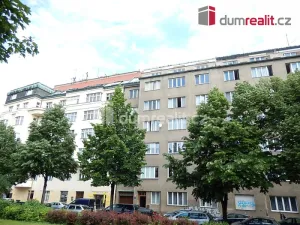 Pronájem bytu 1+kk, Praha - Bubeneč, náměstí Interbrigády, 32 m2