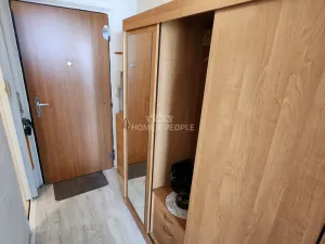 Pronájem bytu 2+kk, Praha - Kamýk, Rabyňská, 39 m2
