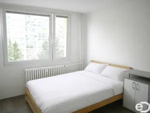 Pronájem bytu 3+kk, Praha, Pavlíkova, 68 m2