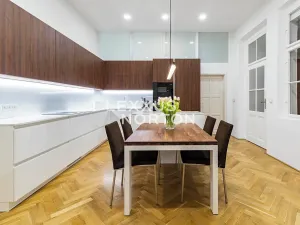 Prodej bytu 3+1, Praha - Nové Město, Soukenická, 99 m2