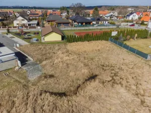 Prodej pozemku pro bydlení, Hradec Králové - Slatina, Divecká, 694 m2