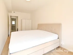 Pronájem bytu 2+kk, Brno, Bystrcká, 57 m2