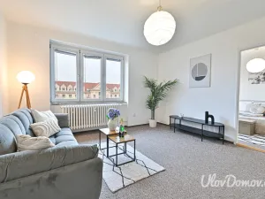 Prodej bytu 2+1, Praha - Dejvice, Šárecká, 56 m2