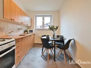 Prodej bytu 2+1, Praha - Dejvice, Šárecká, 56 m2