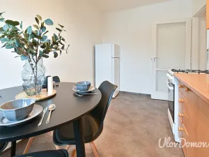 Prodej bytu 2+1, Praha - Dejvice, Šárecká, 56 m2