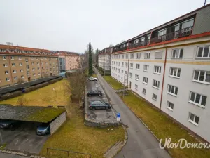 Prodej bytu 2+1, Praha - Dejvice, Šárecká, 56 m2