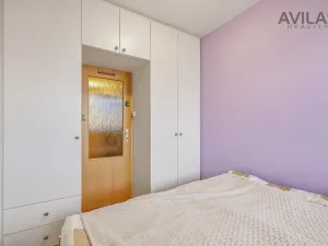 Prodej bytu 3+1, Praha - Lhotka, Mezilesní, 64 m2