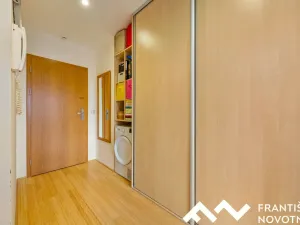 Prodej bytu 2+kk, Pohořelice, Znojemská, 51 m2